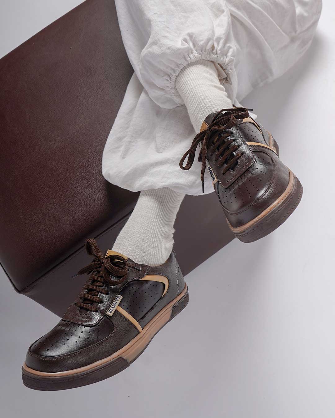 Bel-Air brown iconic low-top sneakers with flat landing for comfort.