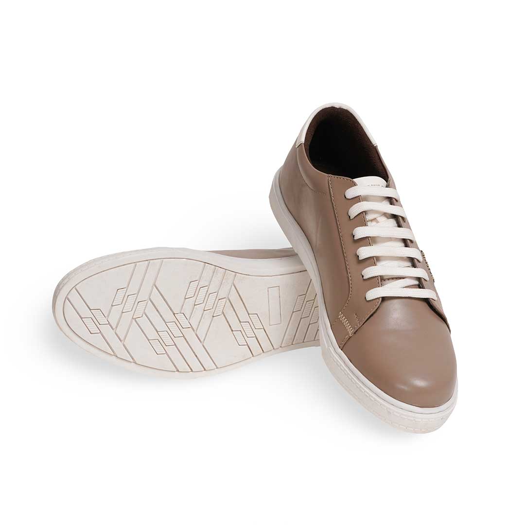 Refined grey sneakers designed for timeless elegance and comfort.